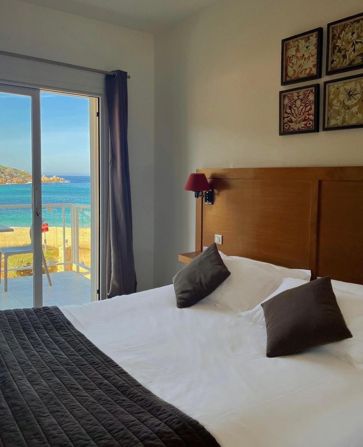 Hotel Lilium Maris Tizzano Bagian luar foto