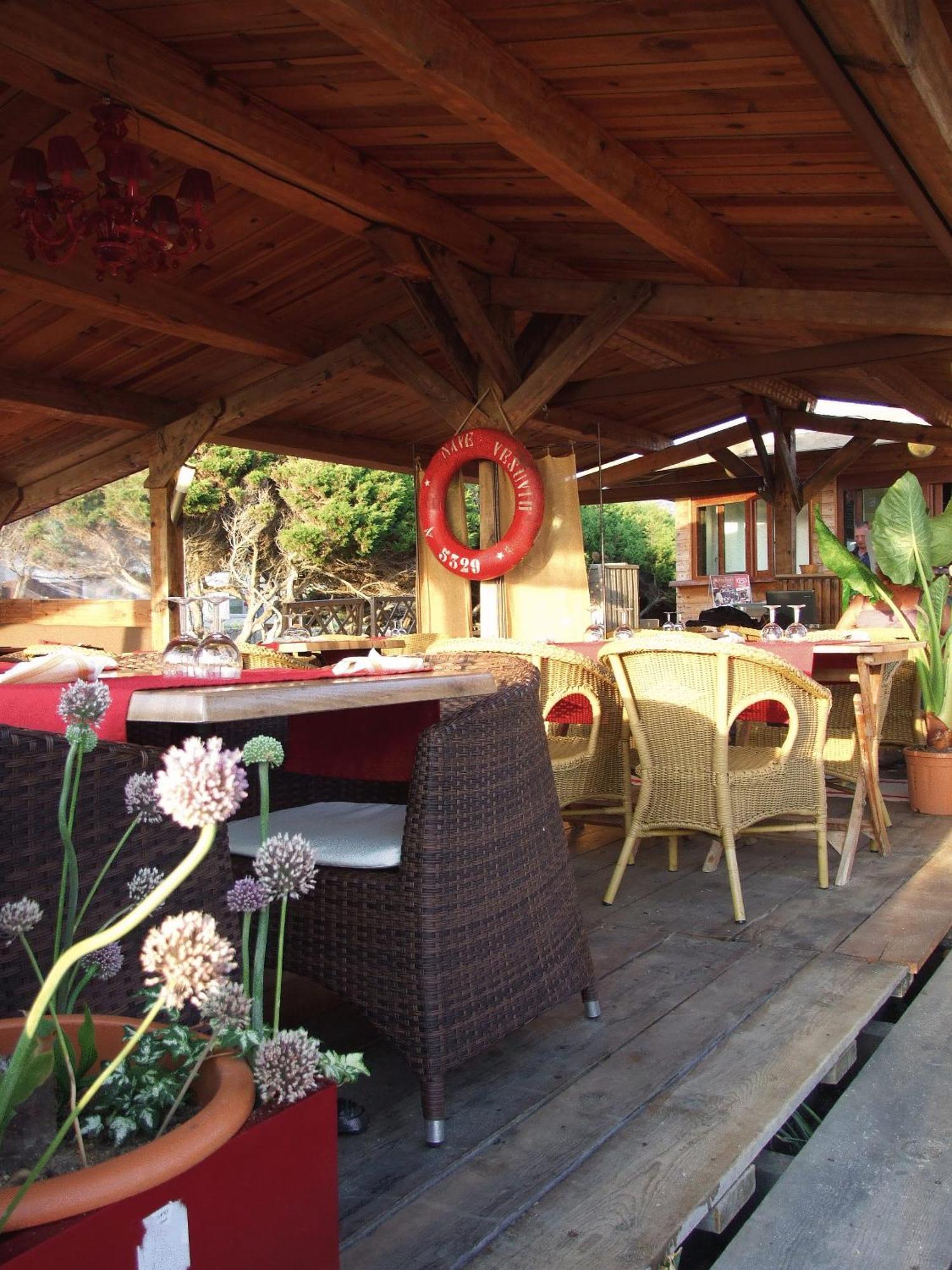 Hotel Lilium Maris Tizzano Bagian luar foto