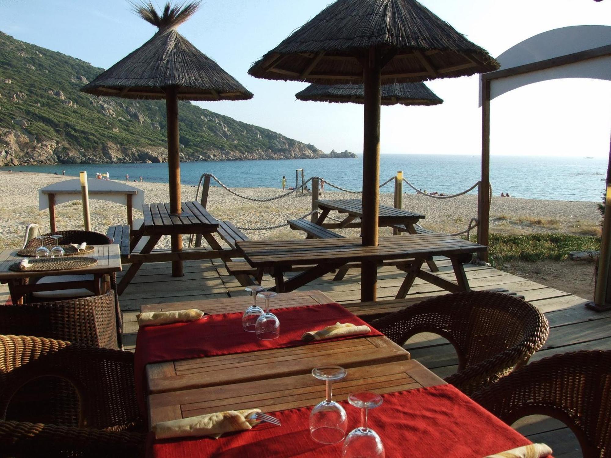Hotel Lilium Maris Tizzano Bagian luar foto