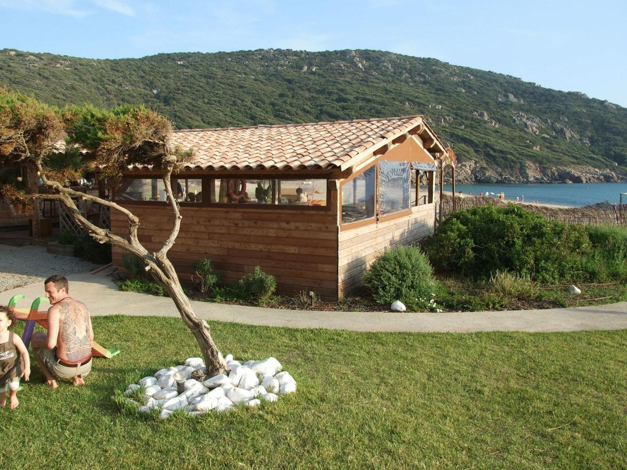 Hotel Lilium Maris Tizzano Bagian luar foto